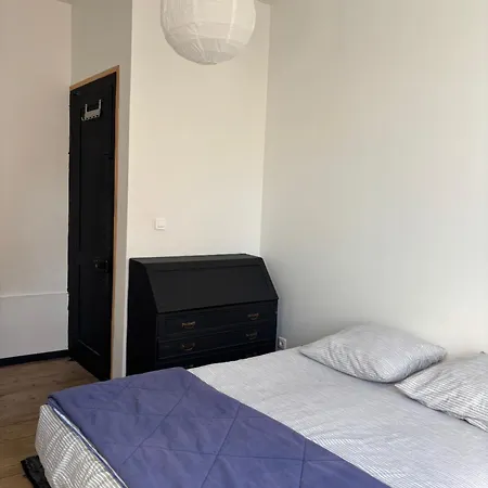 Apartment Meublee Au Calme Dans Maison De Caractere Hyper Centre 3m Gare